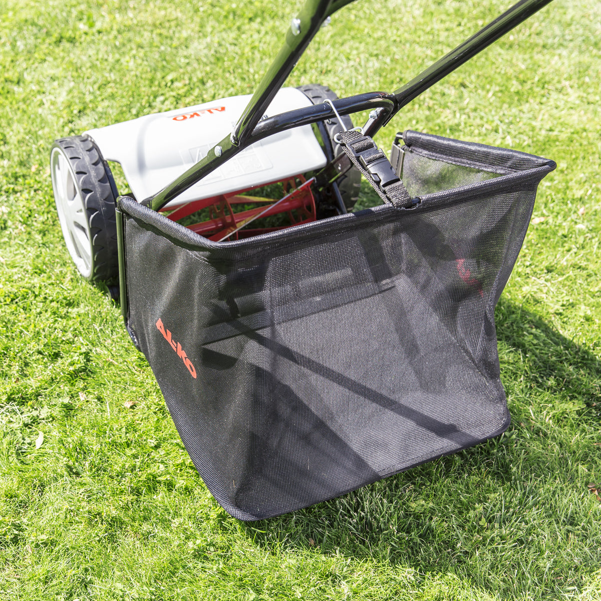 AL-KO 28.1 HM Easy Hand Mower Collector Box - Image 2