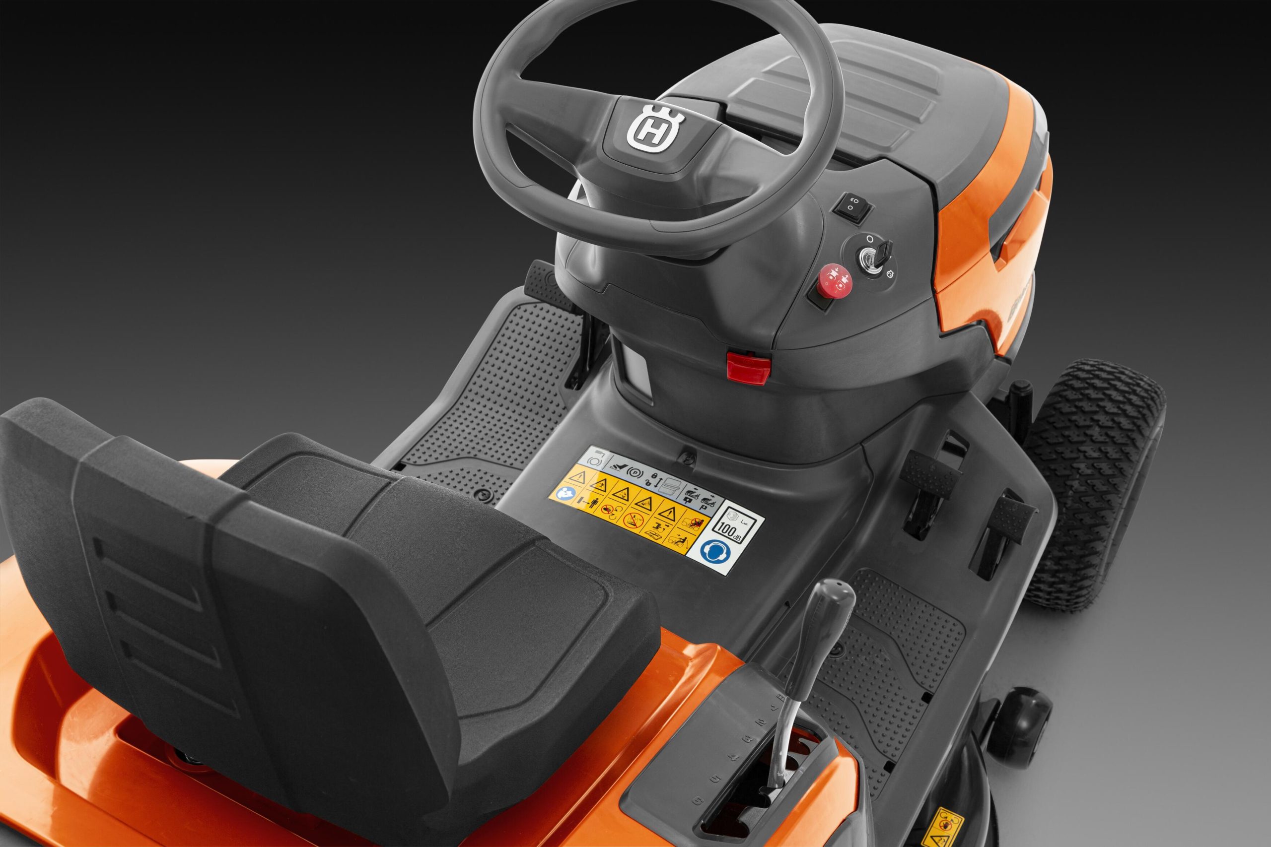 Husqvarna TS 114 Garden Tractor - Image 6